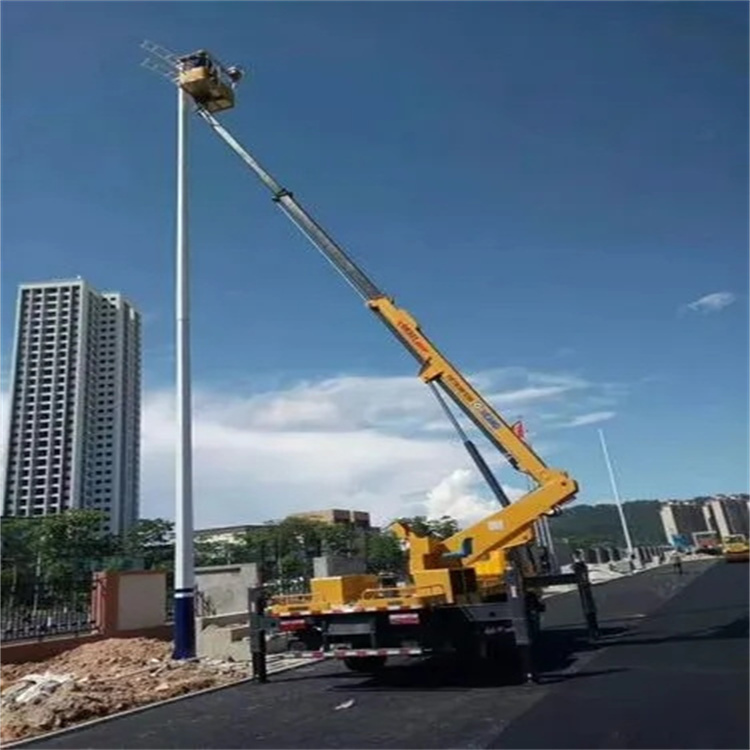 新村镇维修路灯的曲臂升降车出租